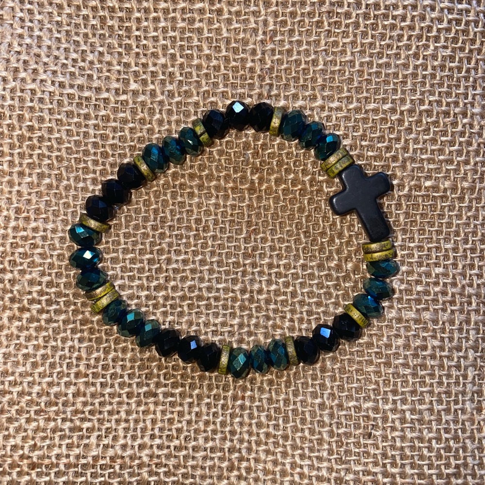 Black green gold cross beaded bracelet